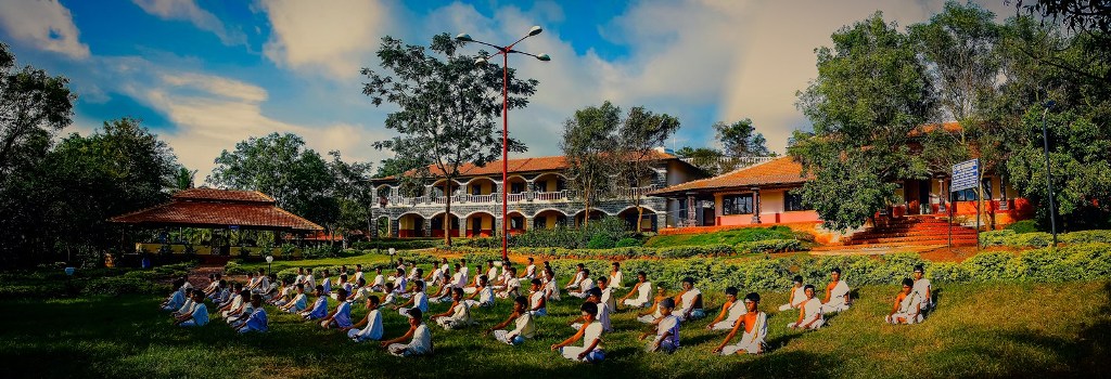 Vasmp Veda Agama Samskrutha Maha Patashala – Sri Sri Gurukulam